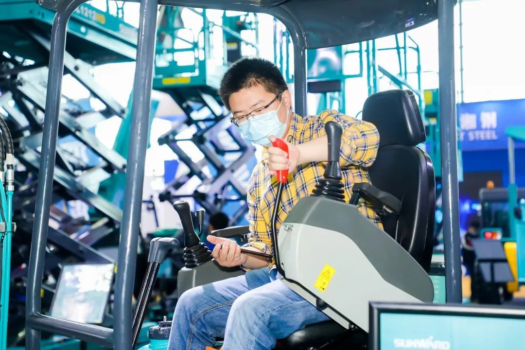 ������ʢ�硱��ɳչԲ���չ٣�qyh���ѻ��������չ������ܳ�����
