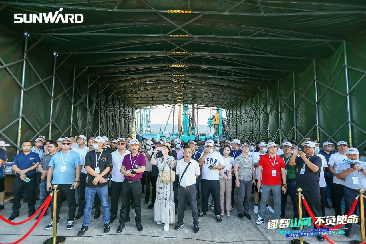 ��չ�����ң�qyh���ѻ�������ܳɾ�չʾ��������ų���Ϯ