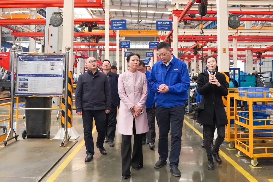 20220302084812_76673 长沙市总工会、长沙经开区总工会一行调研qyh球友会官网智能