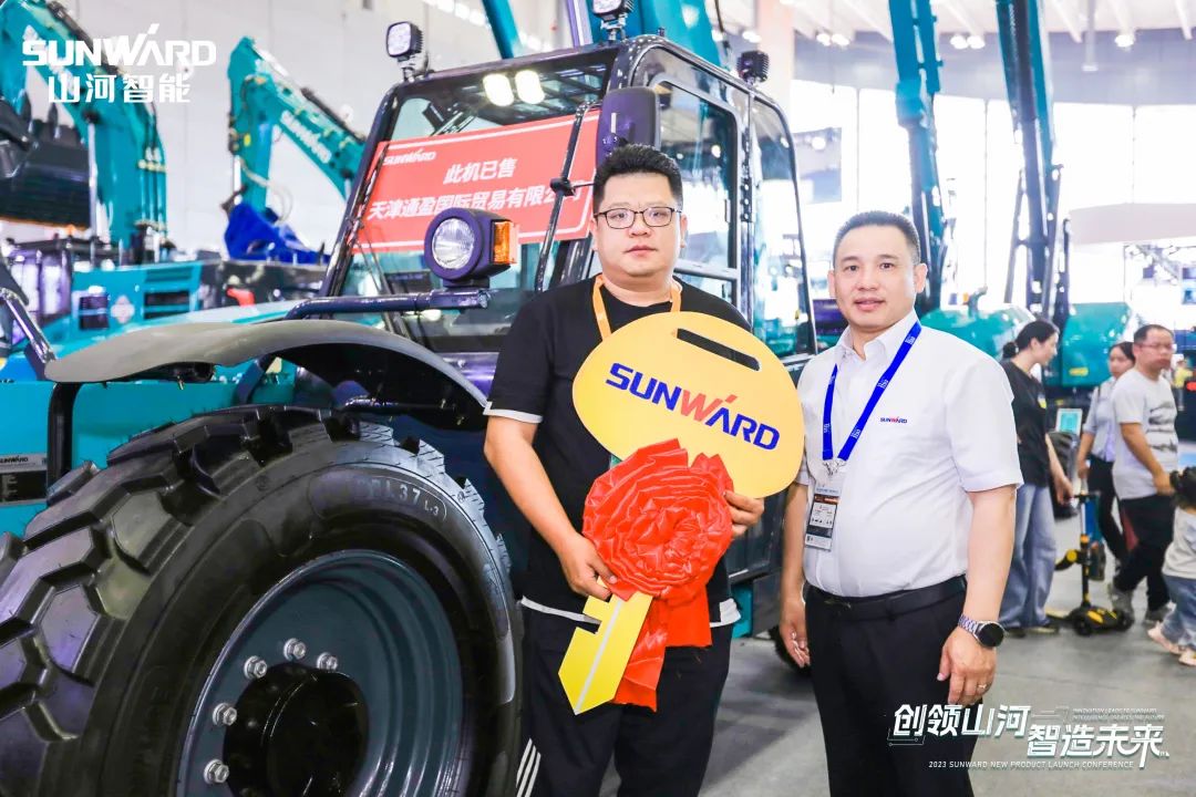 �۽��綯�������ܻ���qyh���ѻ��������ȫϵ�и߿ջ�е��Ʒ���೤ɳչ