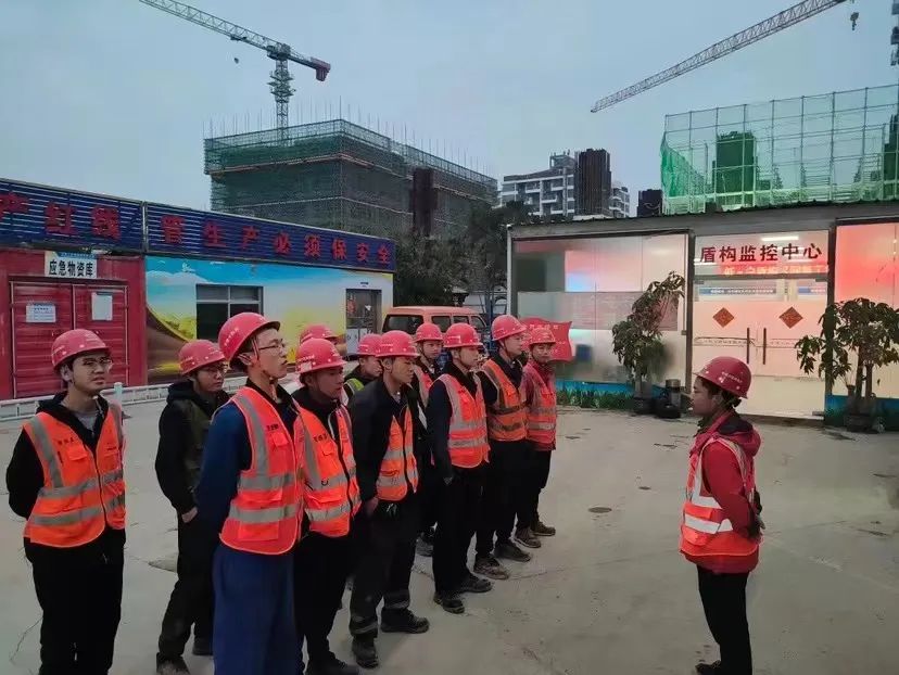 20230526114326_32673 最新进展!中铁qyh球友会官网丽江地铁3号线低-白盾构区间左线顺利贯通