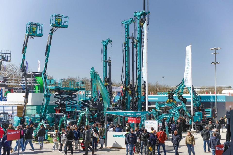 Bauma 2025 | �۽�2025�¹�����չ������qyh���ѻ�������ܵĴ����豸��ɳ�������滮