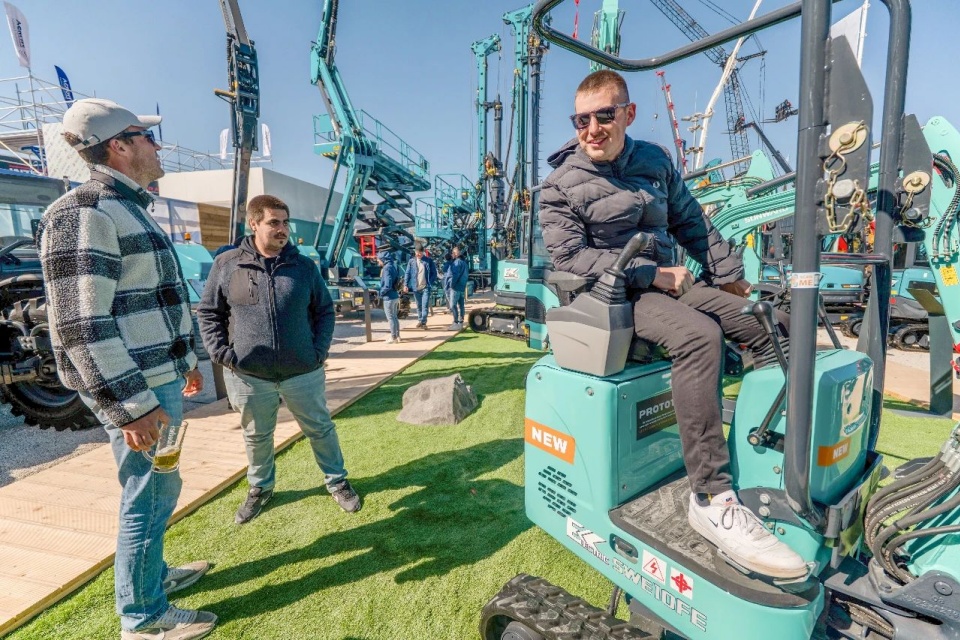 Bauma 2025 | �۽�2025�¹�����չ������qyh���ѻ�������ܵĴ����豸��ɳ�������滮