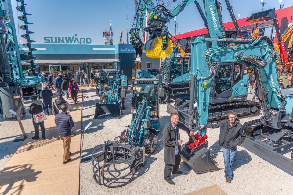 Bauma 2025 | �۽�2025�¹�����չ������qyh���ѻ�������ܵĴ����豸��ɳ�������滮