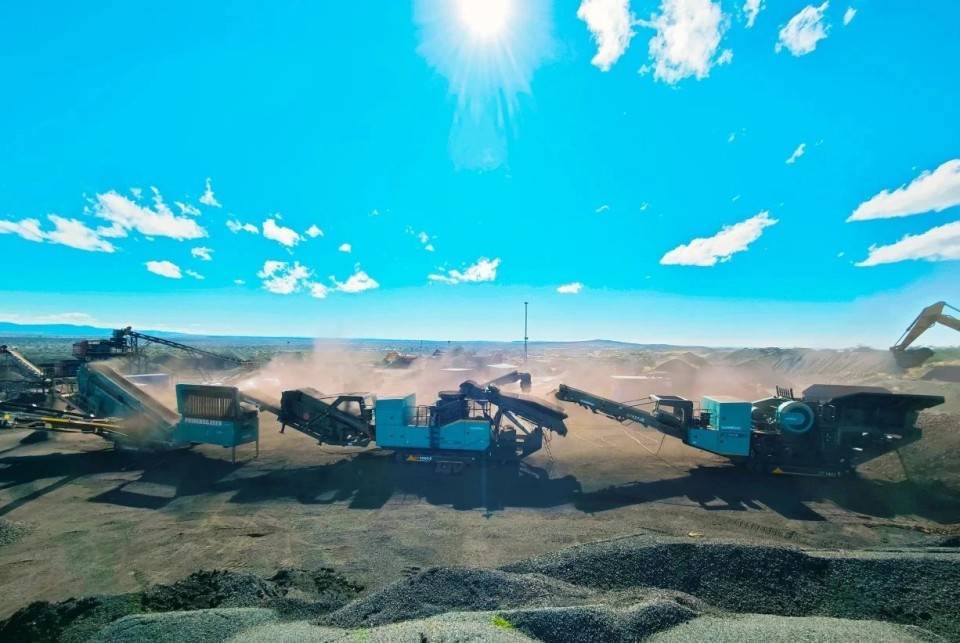qyh���ѻ������������ɸ�ֳ����豸�ɹ���½�����г������������Ӯ��ƪ��